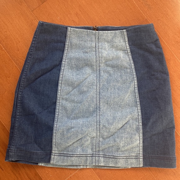 Free People mini skirt - Picture 4 of 4